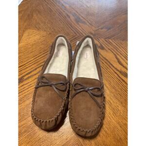 NWT Auden Size 10 Suede Slippers with Faux Fur Lining